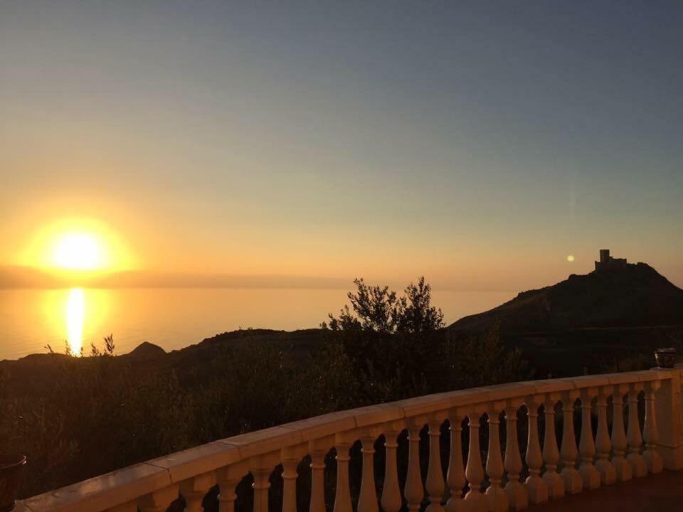 La Collina Sul Mare Acomodação com café da manhã Palma di Montechiaro Exterior foto